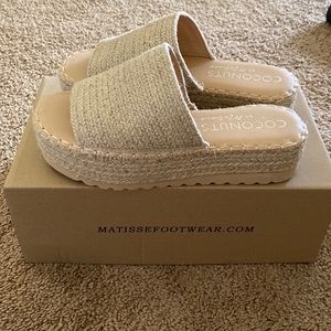 Coconut’s by Matisse Del Mar Platform Slide in Natural Size 6